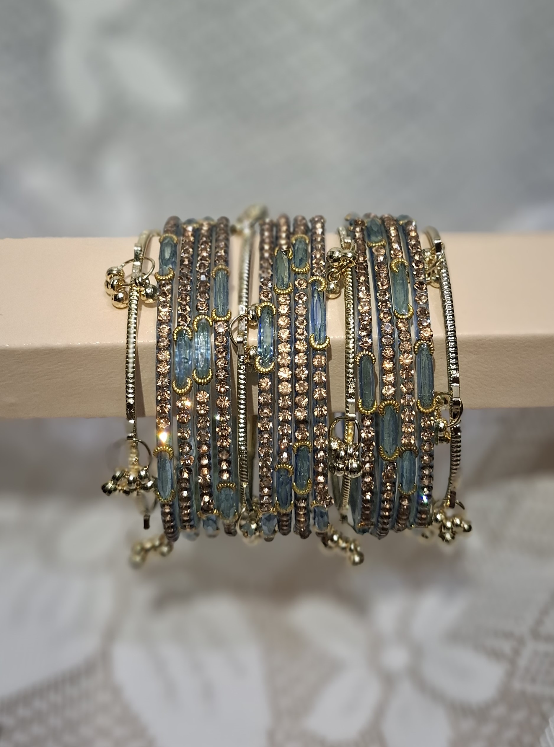 Royal 16Pcs Combo: 1 Dozen Dadi Ma & 4Pcs Kashmir Bangles