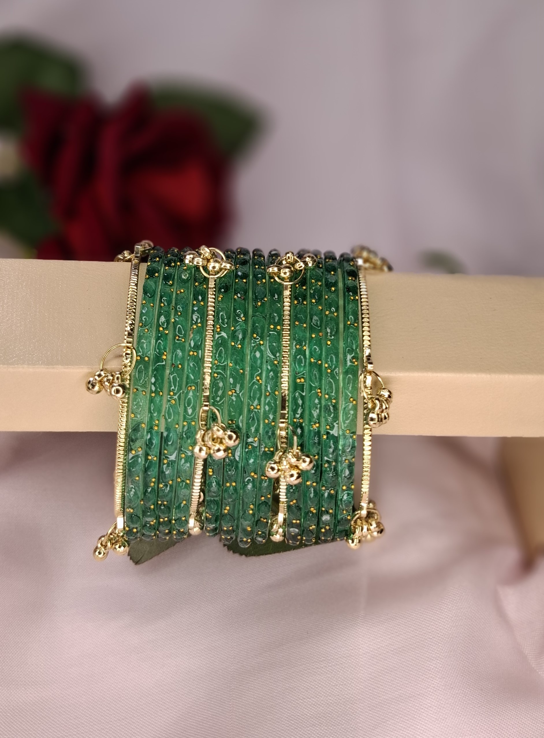 Premium 16Pcs Bangle Set (1 Dozen Raindrup & 4Pcs Kashmir)