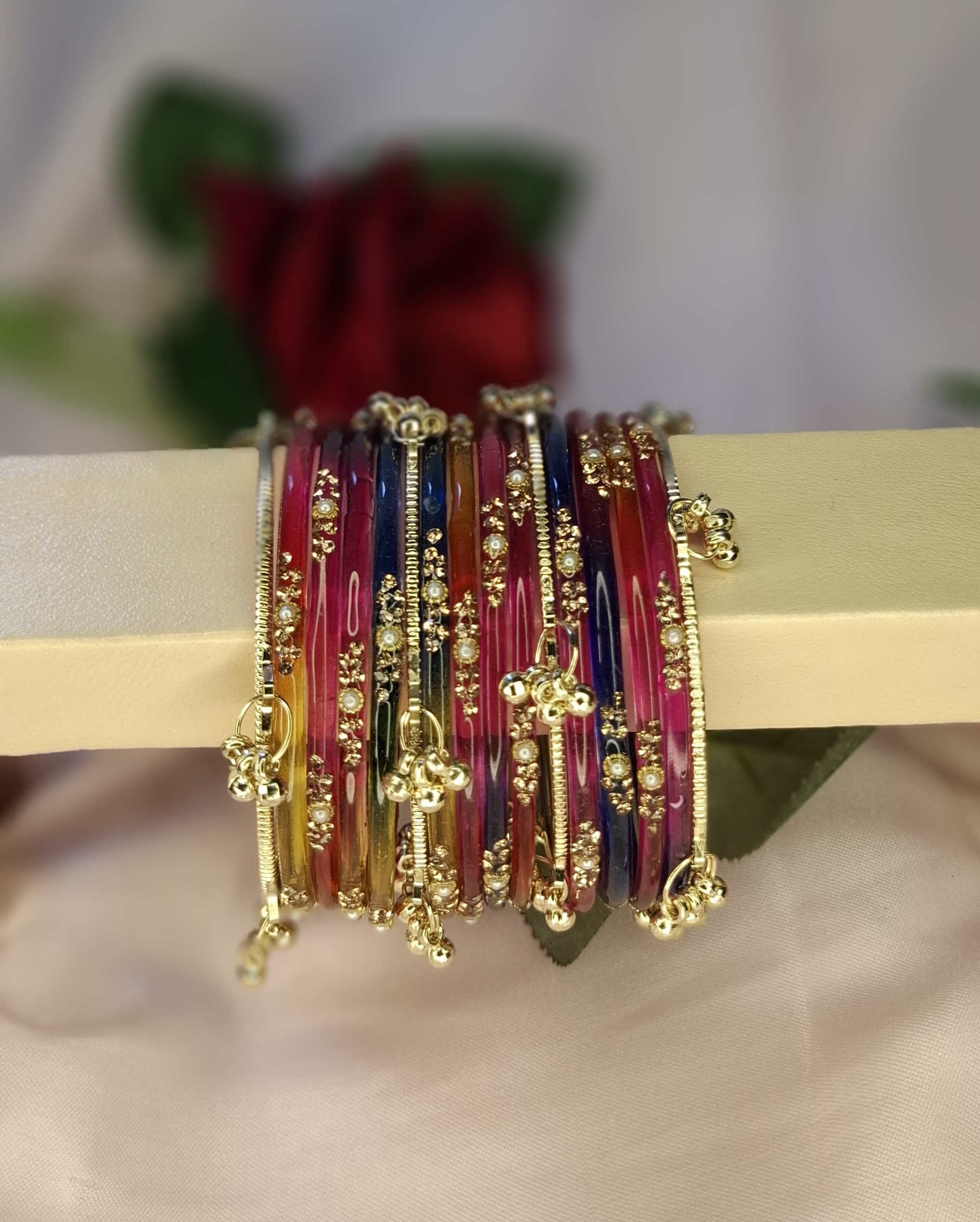Royal 16Pcs Combo: 1 Dozen Dadi Ma & 4Pcs Kashmir Bangles