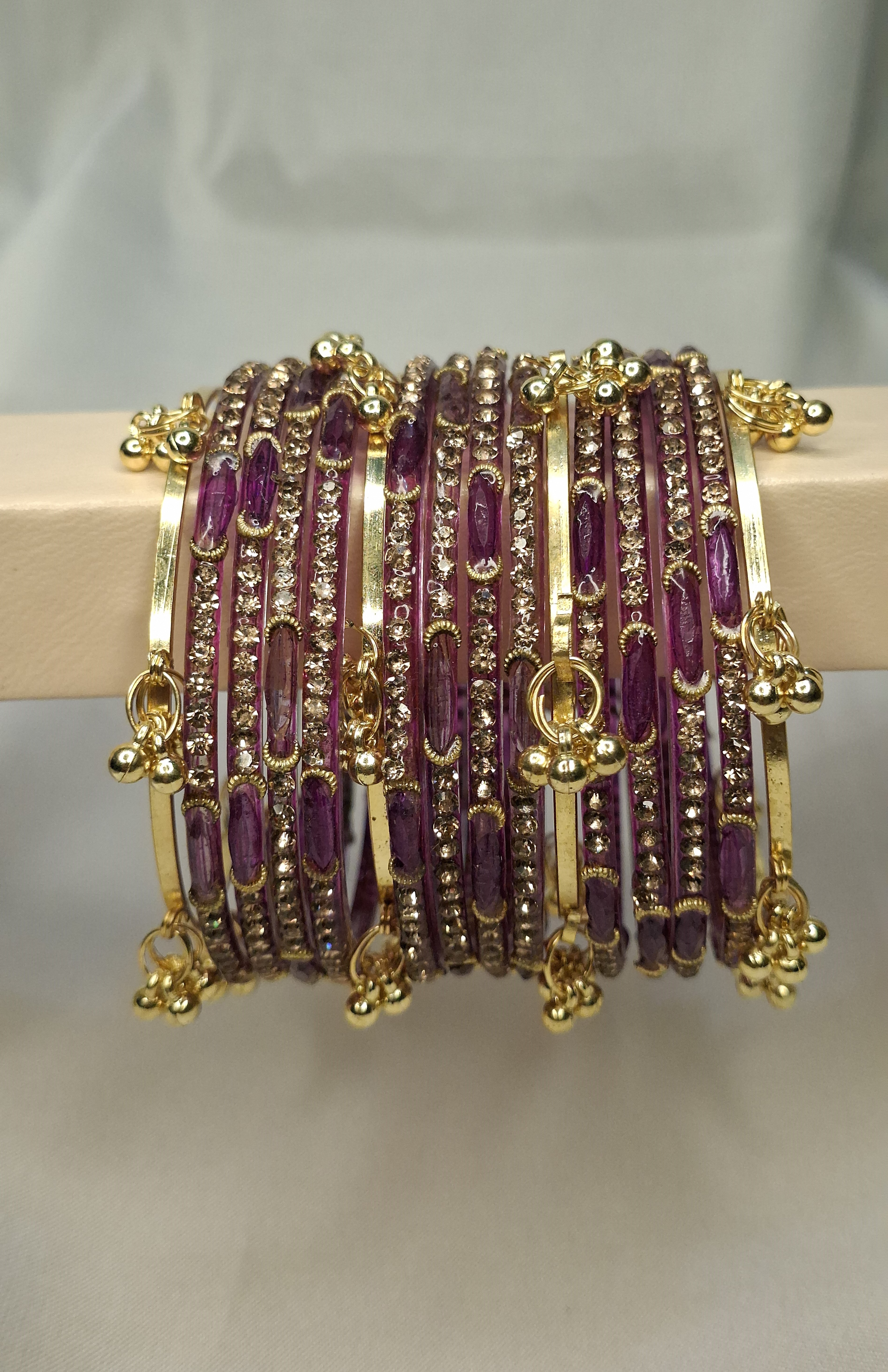 Royal 16Pcs Combo: 1 Dozen Dadi Ma & 4Pcs Kashmir Bangles
